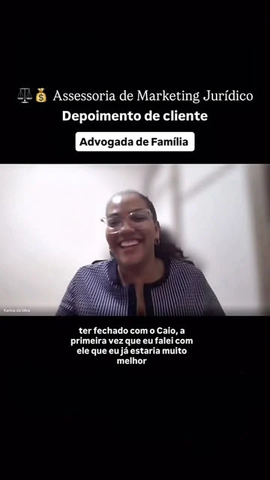 Advogada de família em depoimento em vídeo
